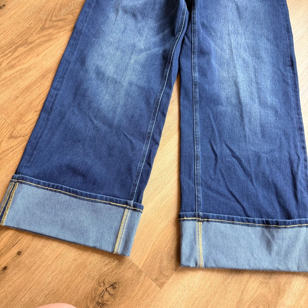 Halara High Waisted Wide Leg Cuffed Jeans Dark Wash Blue Size M Vintage Inspired - Picture 3 of 6